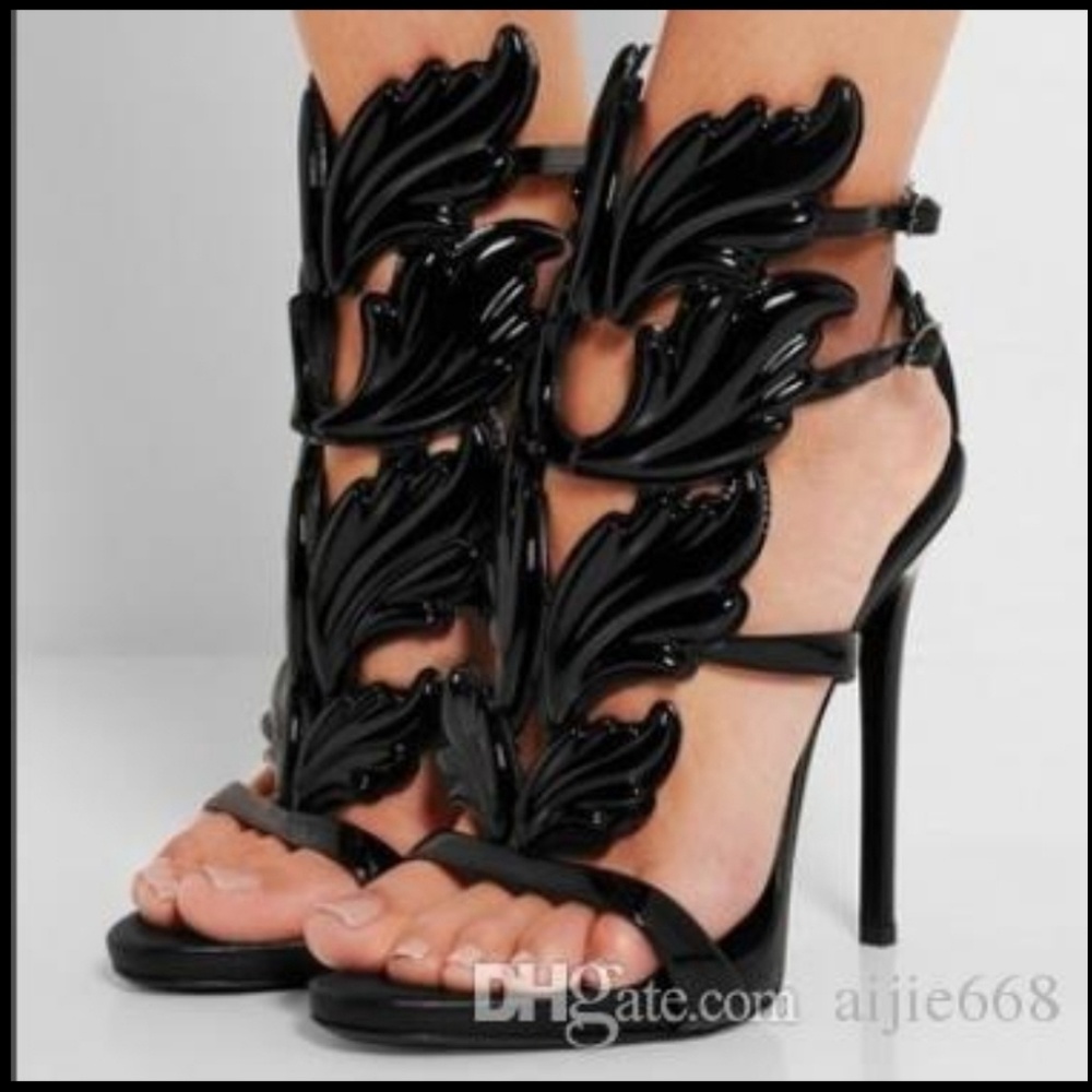 SOLD FB MARKETPLACE... Winged Gladiator Heels